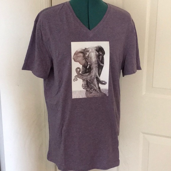 Graphic Tee - Picture 1 of 2